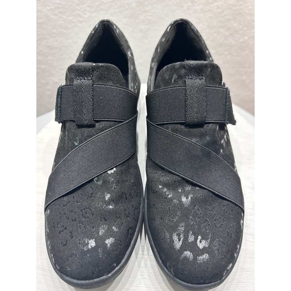 Clarks Kayleigh Charm Womens Slip on Animal Print Loafer Shoes Size 8M - Picture 3 of 8